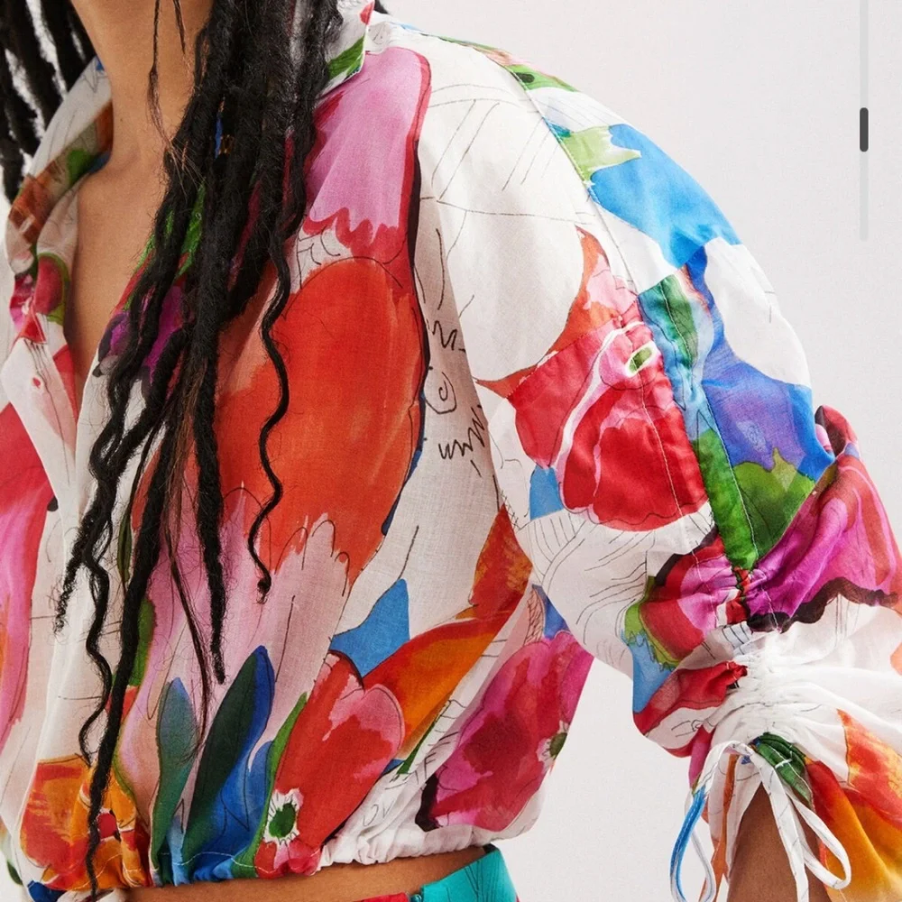 Desigual Multicolor Floral Cropped Button-Up Top - Picture 5 of 11